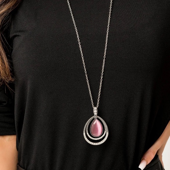 Glow And Tell Pink Necklace & Earrings Set - Picture 2 of 3